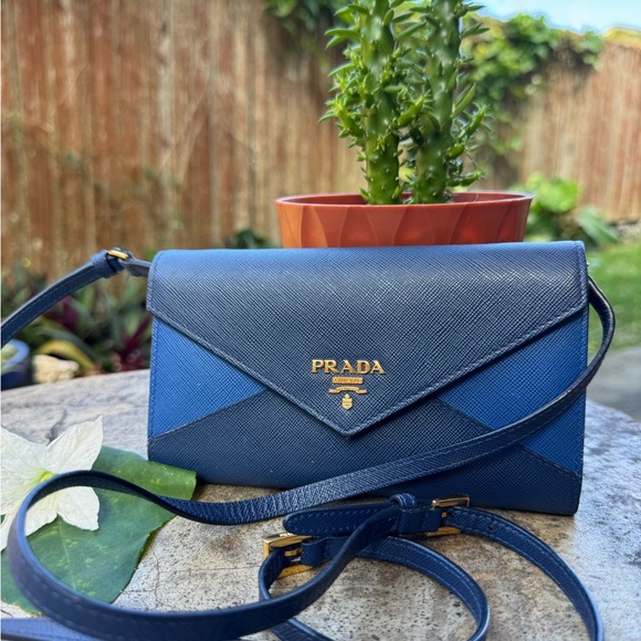 Prada Saffiano Leather Shoulder Wallet Bag Crossbody - Picture 1 of 5